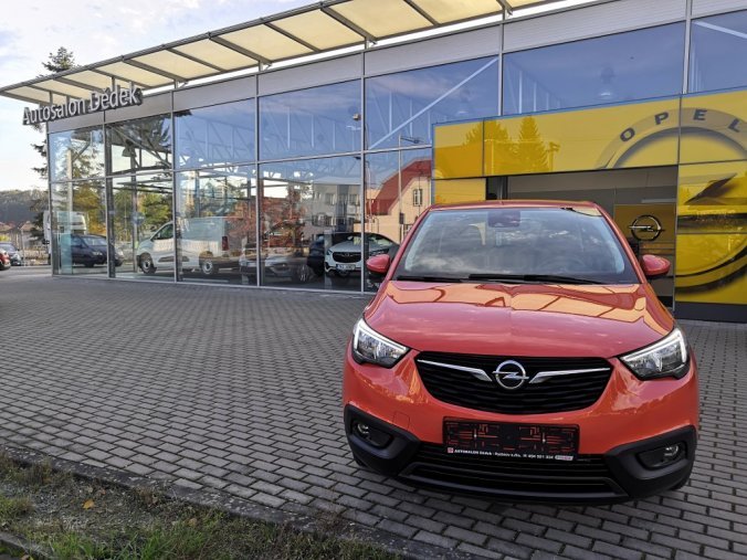 Opel Crossland X, SMILE 1,2 60kW MT5, barva oranžová