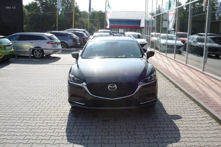 Mazda 6, SKYACTIV-G, barva šedá