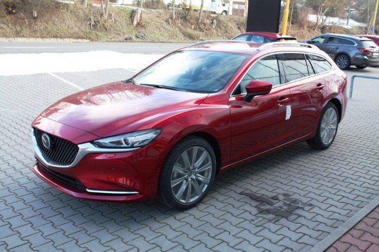 Mazda 6, SKYACTIV-G, barva červená