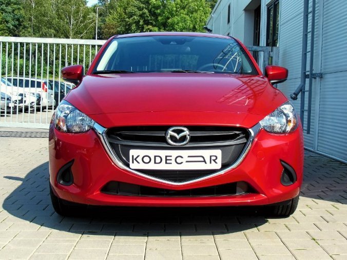 Mazda 2, 1,5 Skyactiv-G 66k/90kW 5MAN, barva červená