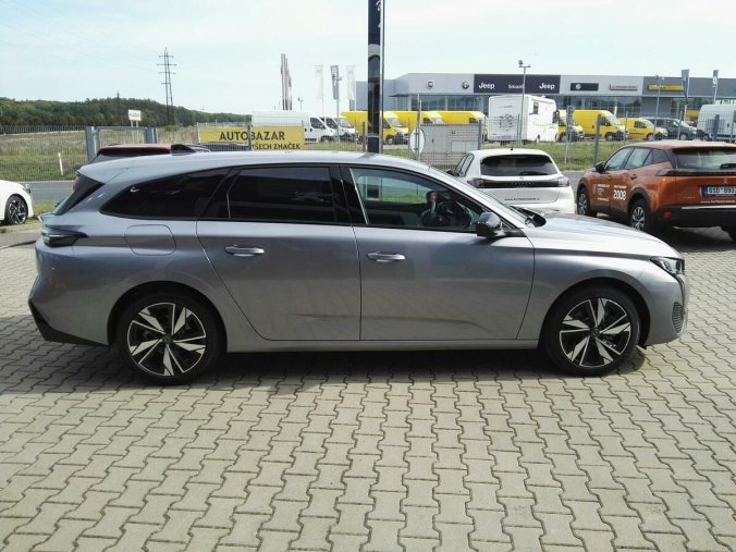 Peugeot 308, Peugeot 308 SW ALLURE 1.5 HDI 130k  AUT8, barva oranžová