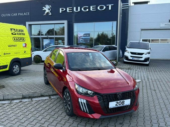 Peugeot 208, Peugeot 208 ACTIVE - IHNED K ODBĚRU, barva červená