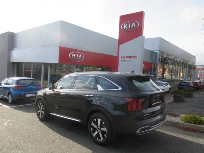 Kia Sorento, 2,2 CRDi SCR 4x4 8DCT EXCLUSIV, barva černá