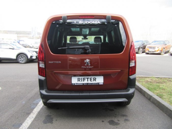 Peugeot Rifter, ALLURE 1.5 BlueHDi 130k EAT8, barva oranžová