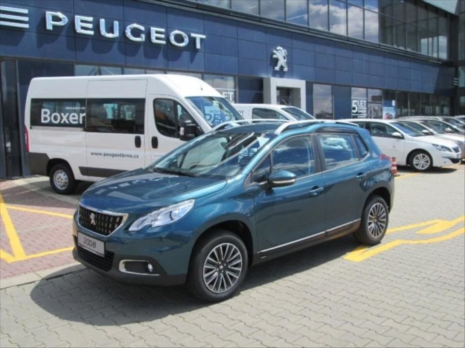 Peugeot 2008, 1.2 82k Active S&S MAN5, barva zelená