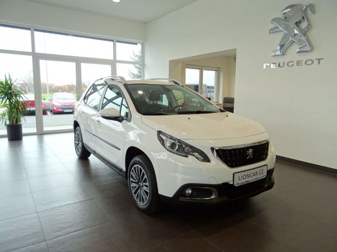 Peugeot 2008, ACTIVE 1.2 PureTech 110k MAN6, barva bílá