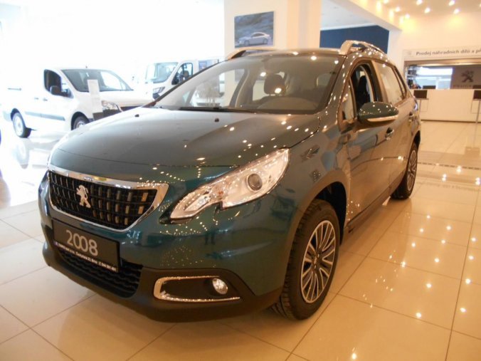 Peugeot 2008, ACTIVE 1.2 PureTech 82k MAN5, barva zelená