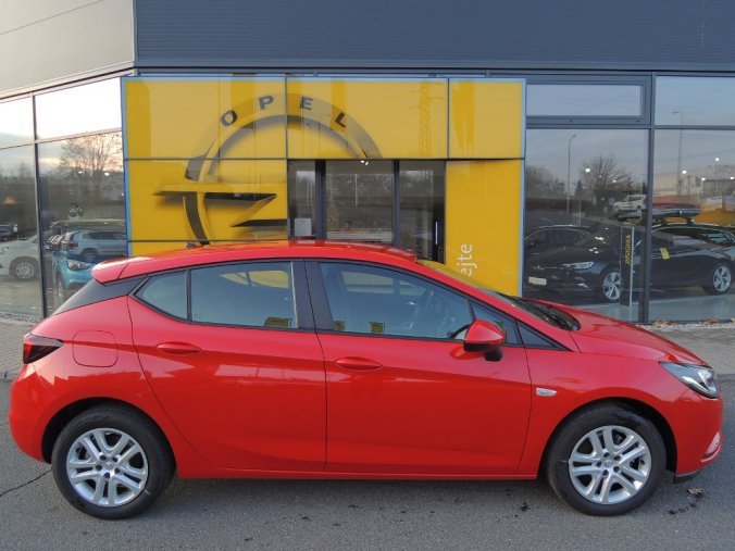 Opel Astra, K 120 LET 1.4T 92KW/125K MT6, barva červená