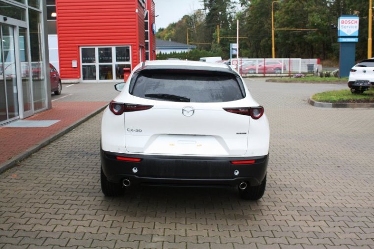 Mazda CX-30, SKYACTIV-G, barva bílá