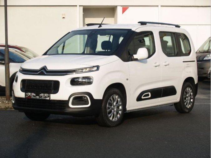 Citroën Berlingo, Live 1,2PT 110 Superpack, barva bílá