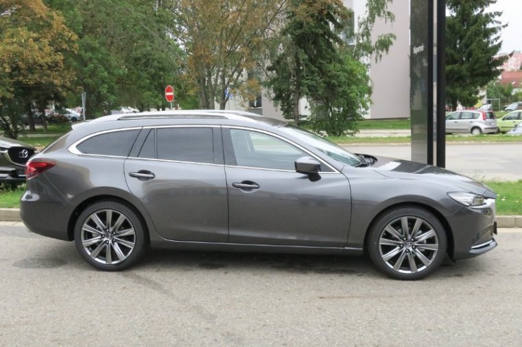 Mazda 6, 2,5 Skyactiv-G 194k, barva šedá