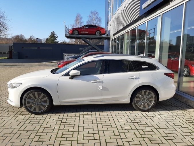 Mazda 6, 2,0i 121k, barva bílá