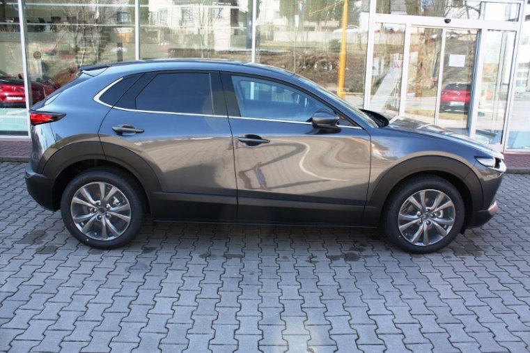 Mazda CX-30, SKYACTIV-X, barva šedá