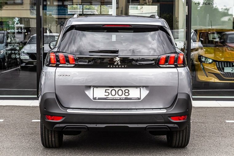 Peugeot 5008, Peugeot 5008 1,5 ALURE PACK BDHi 130 S&S E8, barva stříbrná