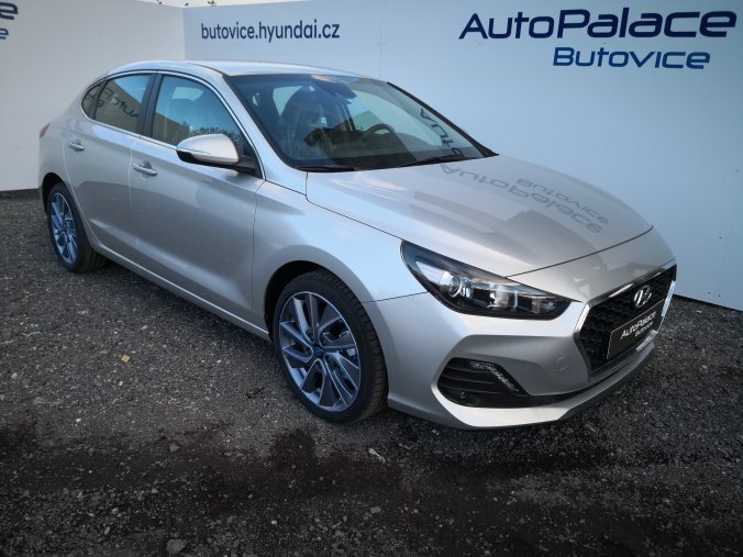 Hyundai i30, 1,4 T-GDI 103 kW (95 NAT) 6 st. man, barva stříbrná