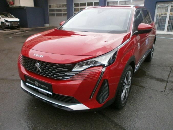 Peugeot 5008, Allure 1,2 PureTech 130 96 kW, barva černá