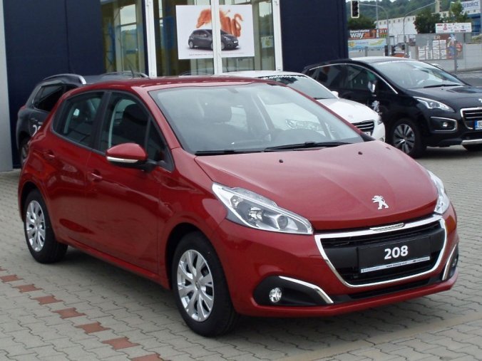 Peugeot 208, 5dv. ACTIVE 1,2PureTech 82k MAN5 + KAMERA + VÝHŘEV, barva červená