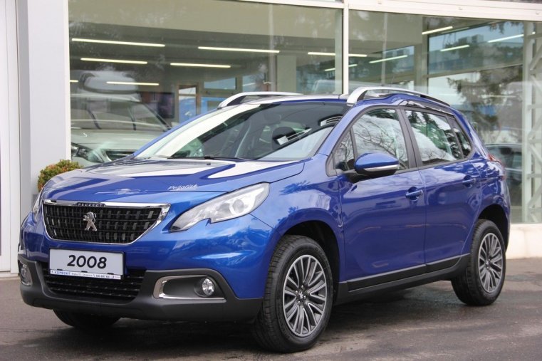 Peugeot 2008, ACTIVE 1.2 PureTech 110k MAN6, barva modrá