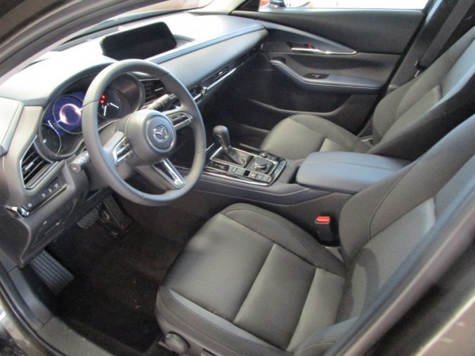 Mazda CX-30, 2.0i, barva šedá