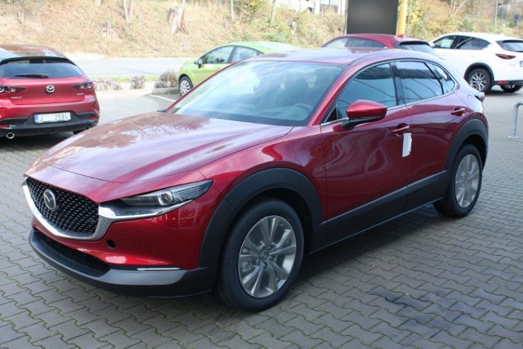 Mazda CX-30, SKYACTIV-X, barva červená