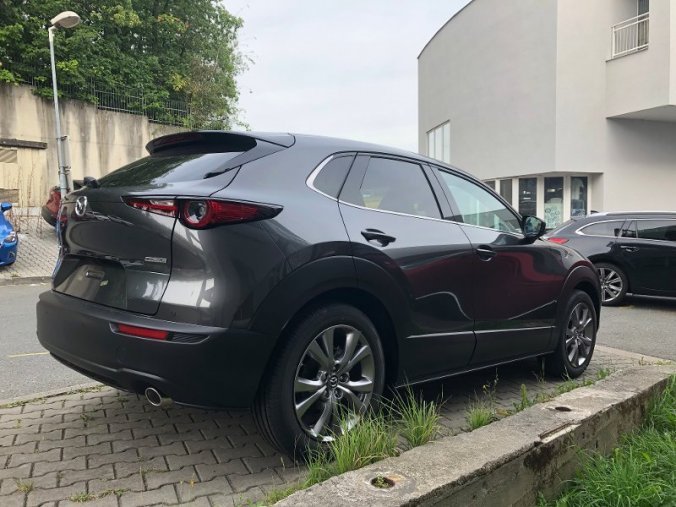 Mazda CX-30, 2.0i G122K, barva šedá