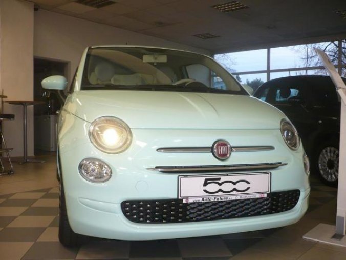 Fiat 500, 1.2 69k Lounge AT5, barva zelená