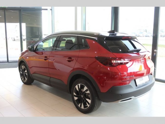 Opel Grandland X, ULTIMATE 2.0CDTi 130kW AT8, barva vínová