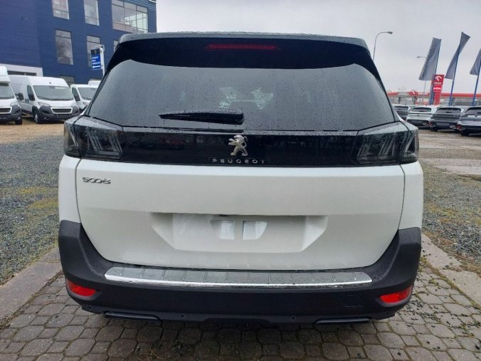 Peugeot 5008, Peugeot 5008 Allure Pack PureTech 130 S&amp, barva bílá