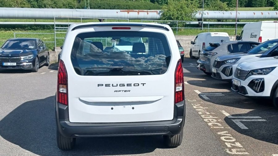 Peugeot Rifter, Peugeot Rifter ALLURE BlueHDi 100 S&S MAN6, barva bílá