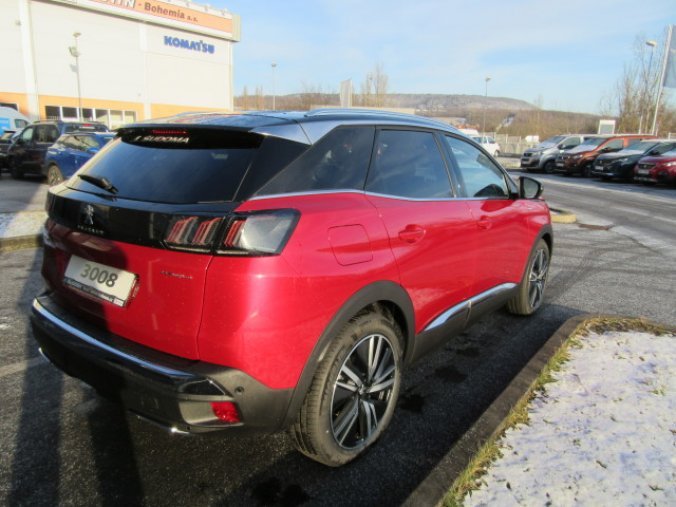 Peugeot 3008, GT PACK Hybrid4 300k e-EAT8, barva červená