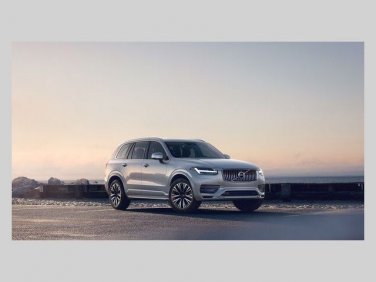 Volvo XC90 - B5 2.0L 235 HP MOMENTUM PRO AT