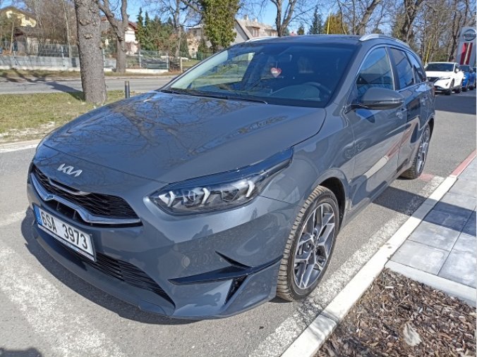 Kia Ceed, 1,5 T-GDi GPF TOP 118kw, barva šedá