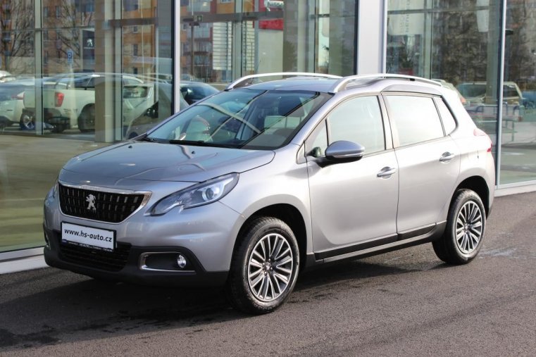 Peugeot 2008, 1.2i Pure tech,Active,110PS, barva šedá