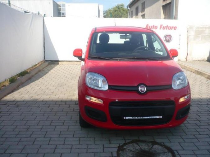 Fiat Panda, 1.2 69k Plus, barva červená