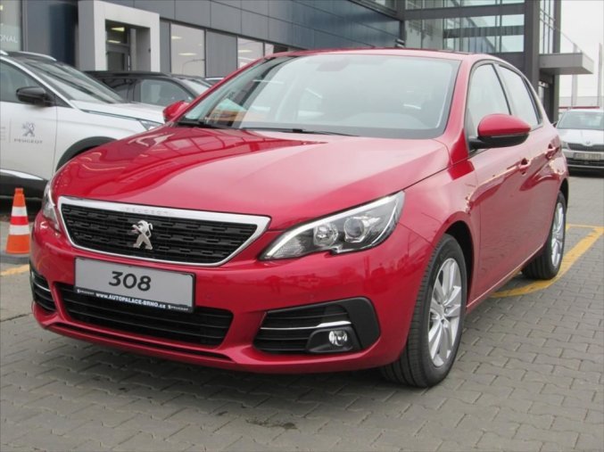 Peugeot 308, 1.2 110k 5P Active MAN6, barva červená