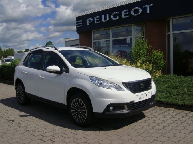 Peugeot 2008, Active 1,2 Pure Tech 82k, barva bílá