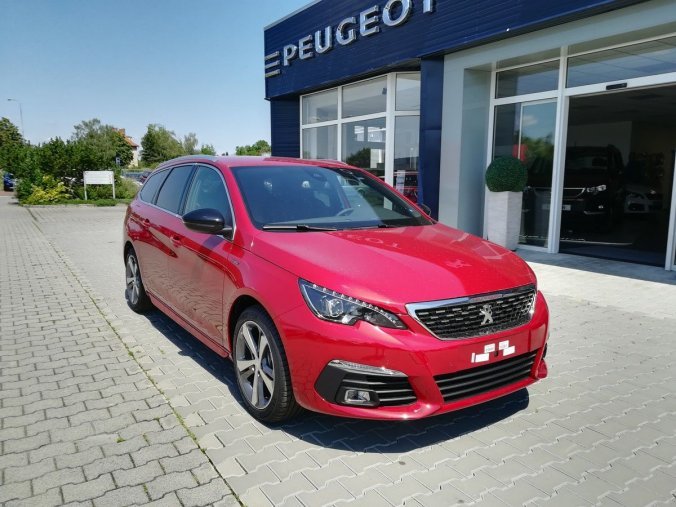 Peugeot 308, SW GT Line 1,2 130k, barva červená