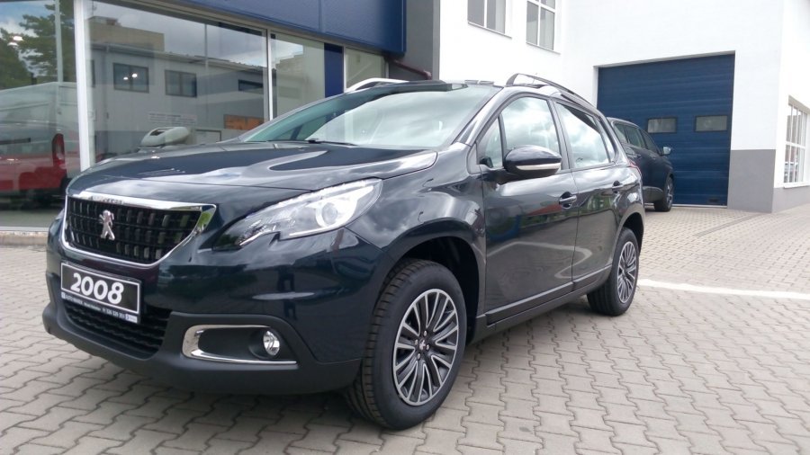 Peugeot 2008, ACTIVE 1.2 PureTech 110 S&S MAN 6 KAMERA, barva šedá