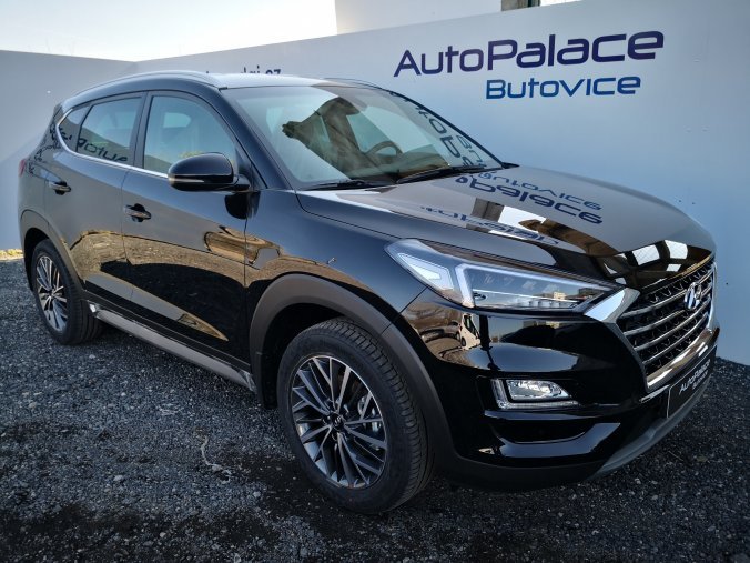 Hyundai Tucson, 1,6 CRDi 100 kW (diesel) 6 st. man 4×4, barva černá