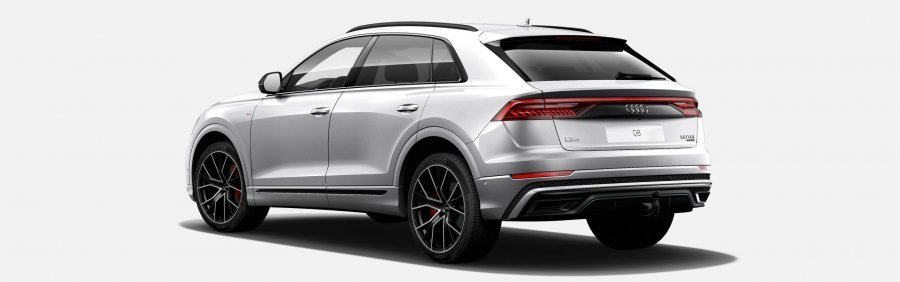 Audi Q8, Q8 50 TDI quattro, barva stříbrná