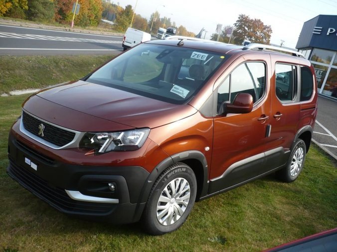 Peugeot Rifter, ACTIVE 1.5 BlueHDi 130k MAN6, barva oranžová