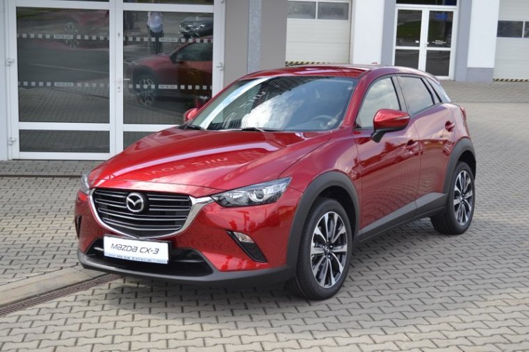 Mazda CX-3, 2,0 121k, barva červená