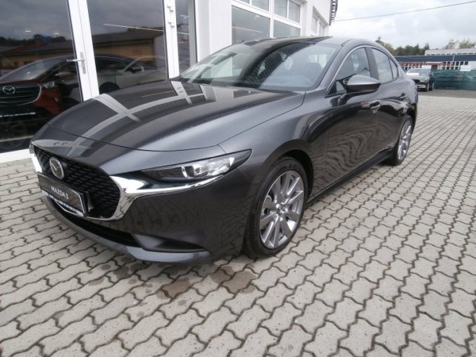 Mazda 3, Skyactiv G122, barva šedá