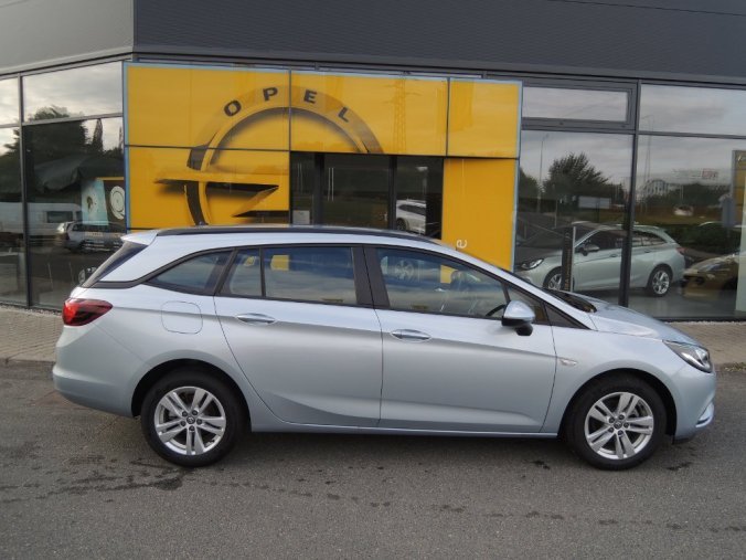 Opel Astra, SMILE 1.4T 92KW/ 125K MT6, barva stříbrná