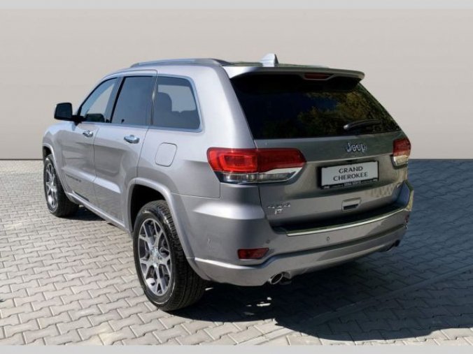 Jeep Grand Cherokee, OVERLAND 3,0 V6 CRD 250k, barva stříbrná