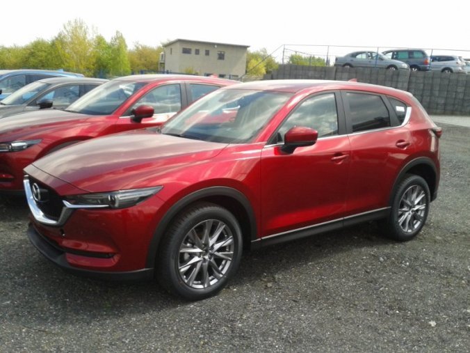 Mazda CX-5, 2,0i, barva červená