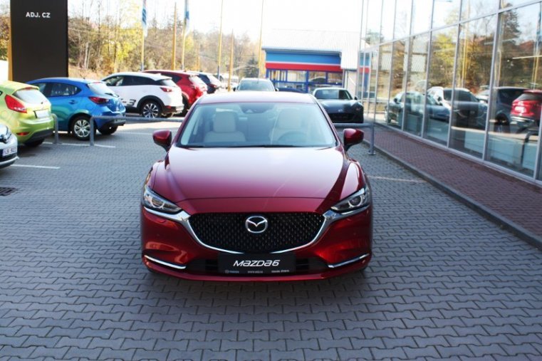 Mazda 6, SKYACTIV-G, barva červená