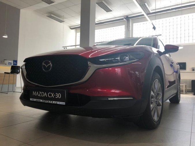 Mazda CX-30, 2.0i G122K, barva červená