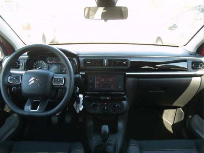 Citroën C3, Feel 1,2PT 83, barva červená