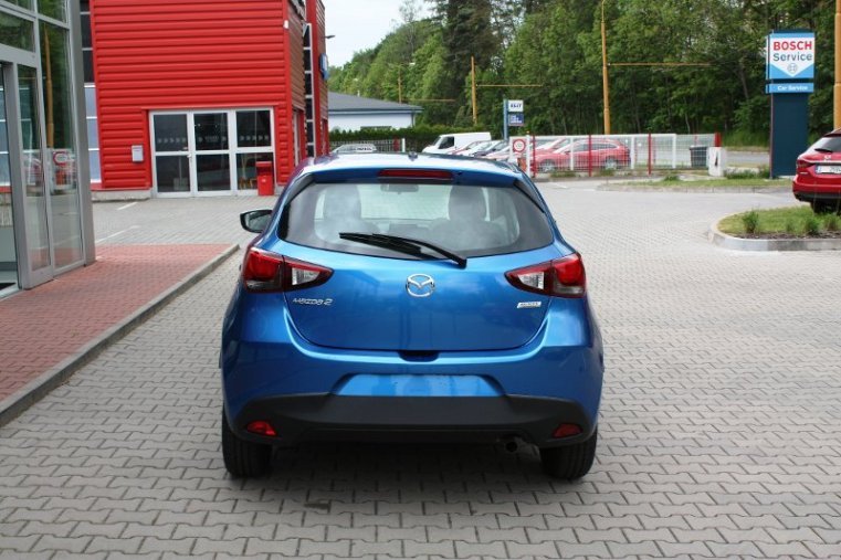 Mazda 2, SKYACTIV-G, barva modrá